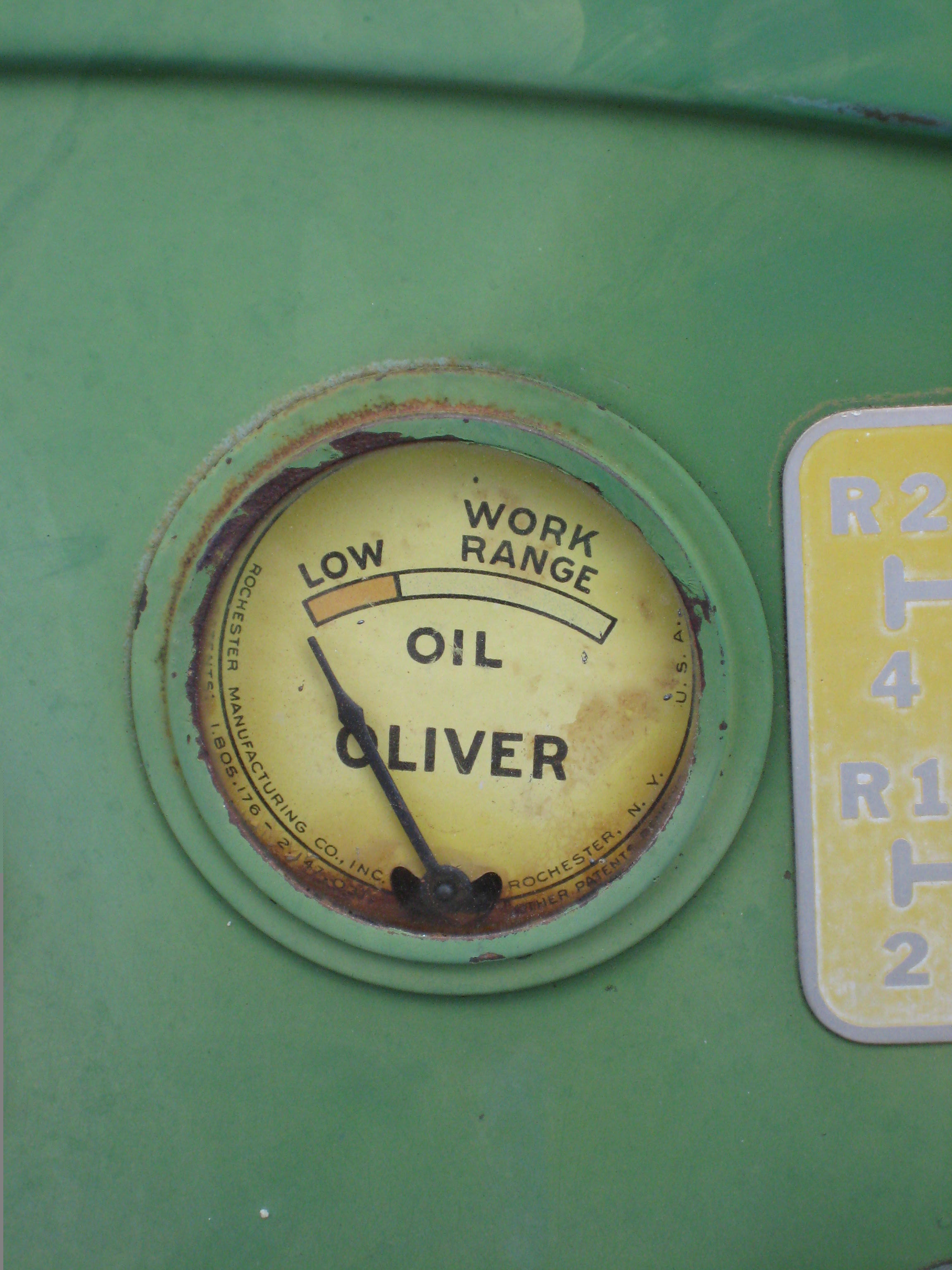 Oliver Oil Gauge