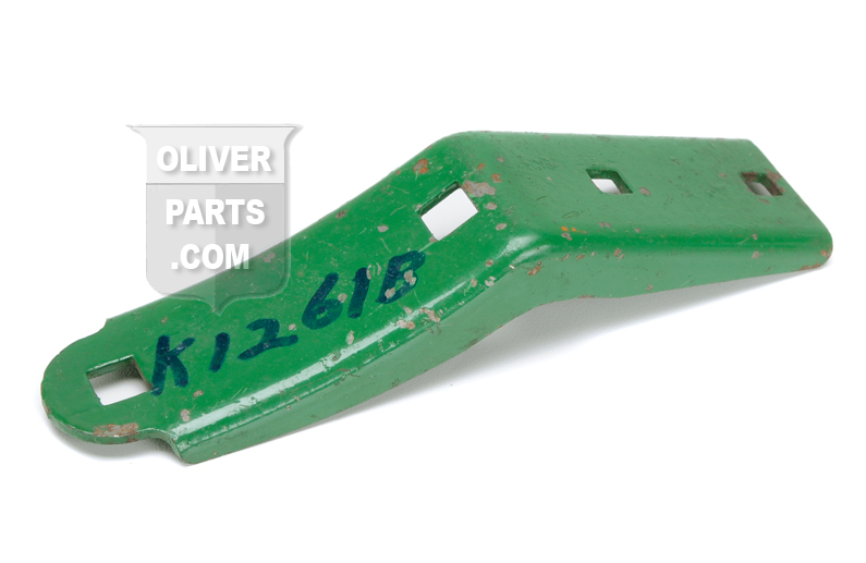 We have a few of these new headlight brackets available for the Oliver 77 tractor. 