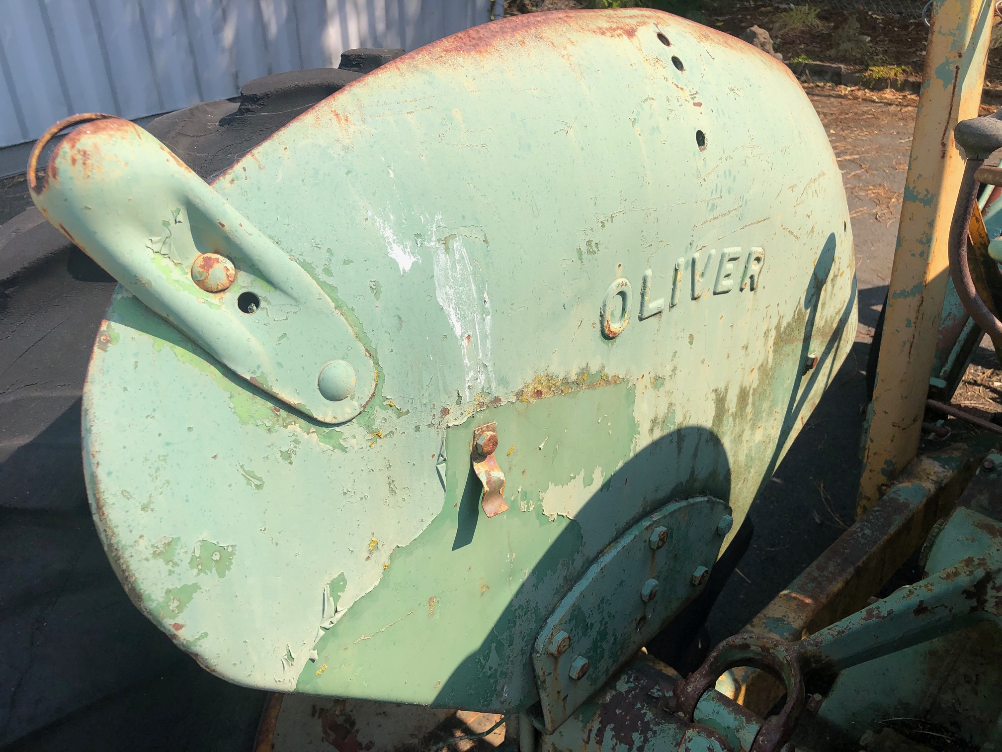 1ES860. fender left or right used.
We are parting out a super 55 oliver. if you want anything else, just let us know.
All sales of used parts are final. NOT returnable.